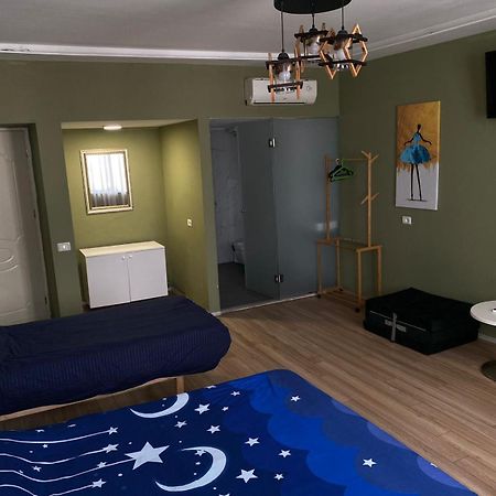 Hotel Driti New Bazaar Тирана Екстер'єр фото