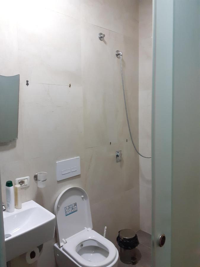 Hotel Driti New Bazaar Тирана Екстер'єр фото