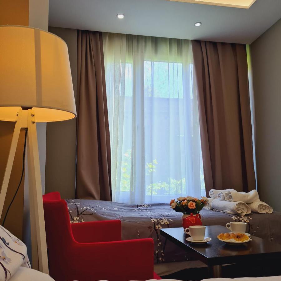 Hotel Driti New Bazaar Тирана Екстер'єр фото